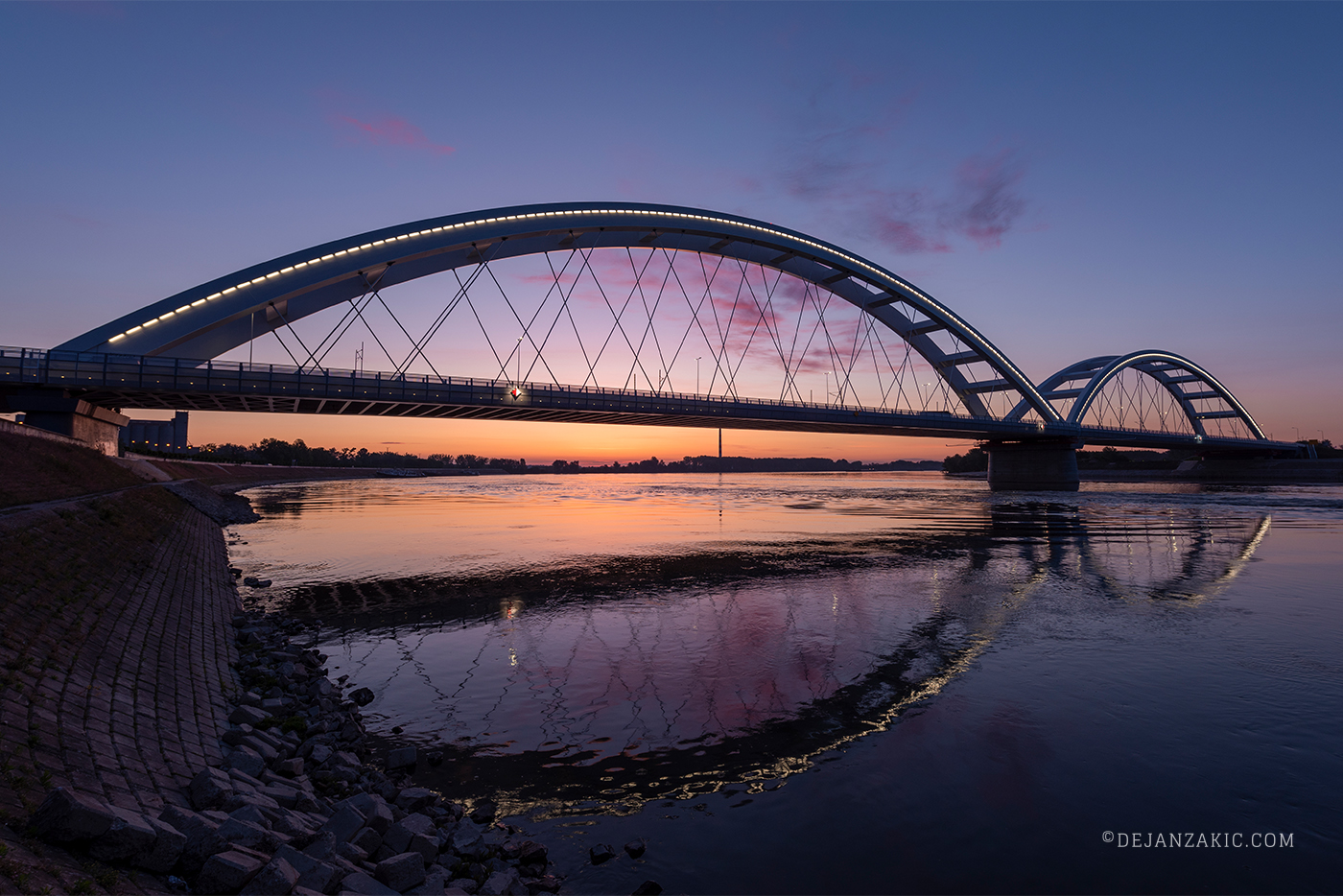 Photograph of water by Dejan Zakić