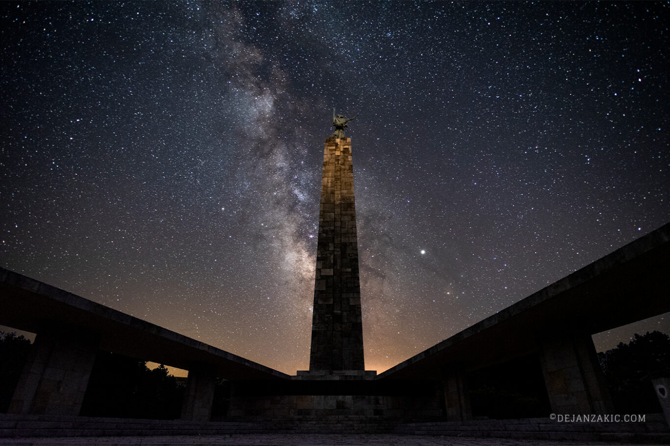 Photograph of milky way by Dejan Zakić